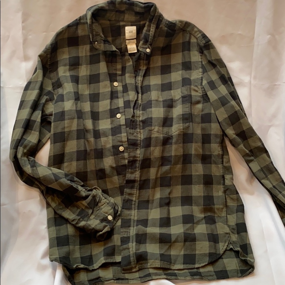 Men’s H&M Flannel - Size Medium